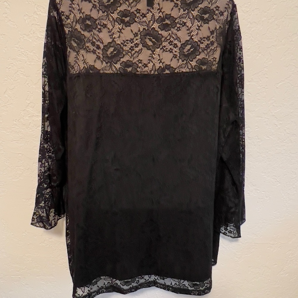 Lane Bryant lace blouse - Picture 3 of 9